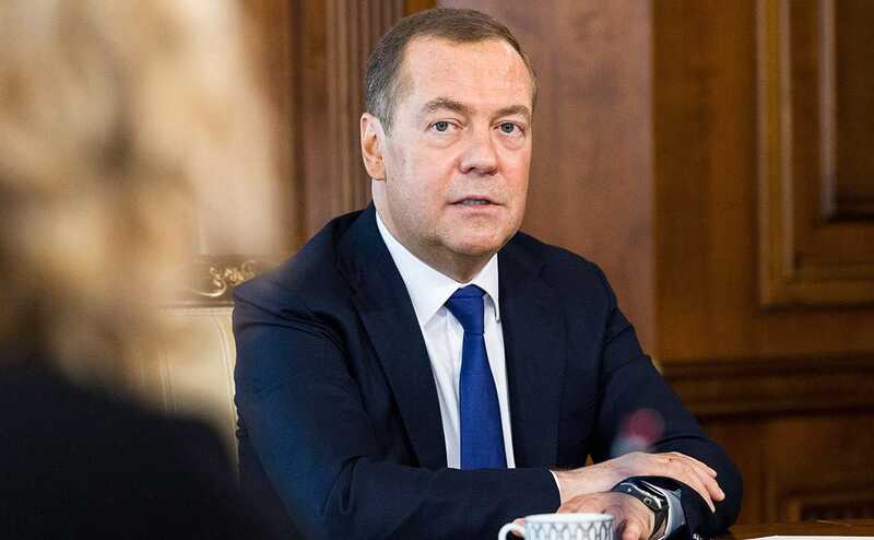 Медведев отреагировал на слова Зеленского о плохом конце для Кремля