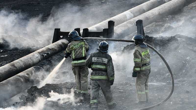 Глава Тольятти оценил возможность восстановления сгоревшей части завода