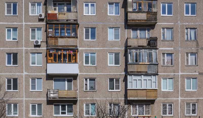 Достойная ответка обнажённой деве из Москва-Сити от гордого и самодостаточного жителя Петербурга
