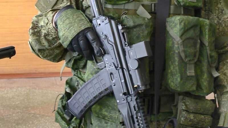 В Госдуму внесли поправки о задержании за нарушение при военном положении