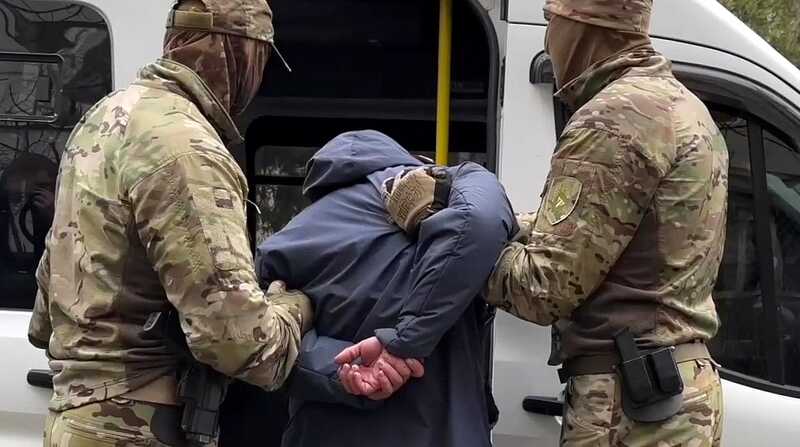 ФСБ задержала 165 подпольных оружейников в 44 российских регионах