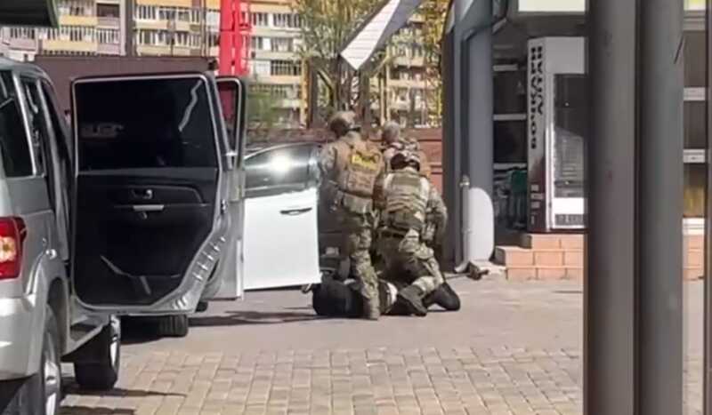 Банду автоподставщиков задержали в Красноярске