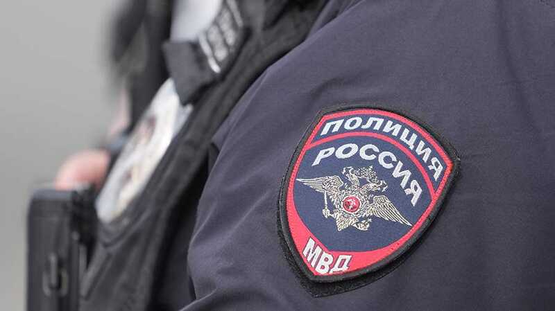 Полиция начала проверку информации о краже телефонов у военного атташе Турции