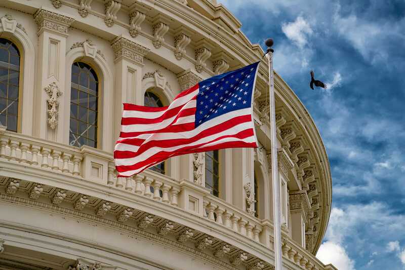 Конгресс США поддержал законопроект "об отсрочке дефолта" - СМИ