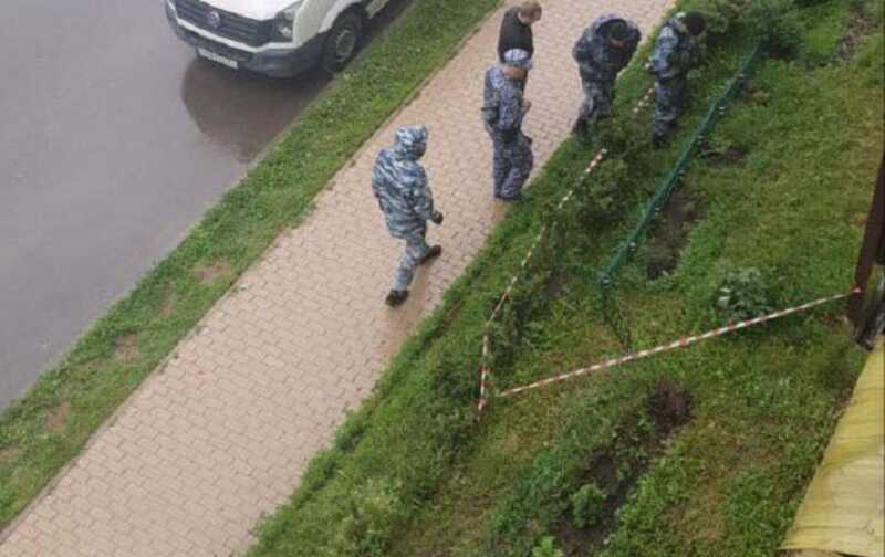 В Одинцовском районе оцепили ЖК из-за предмета, похожего на снаряд