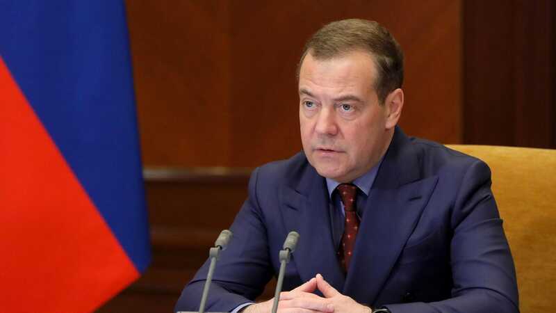 Медведев высказался о мечтающих о возвращении в «европейскую семью»