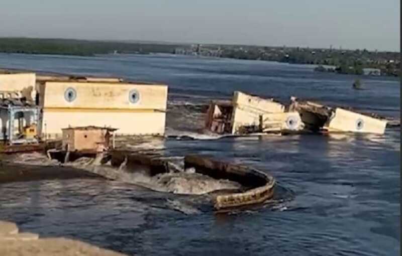 Плотина Каховской ГЭС в Херсонской области разрушилась из-за старых повреждений