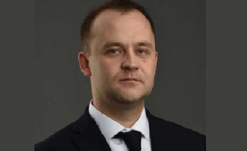 Утром пилит, вечером «жалит»