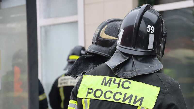 Сильный пожар в Басманном районе Москвы