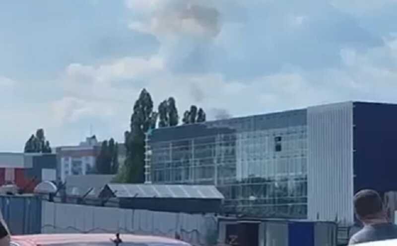 На Белгород упали обломки неизвестного аппарата