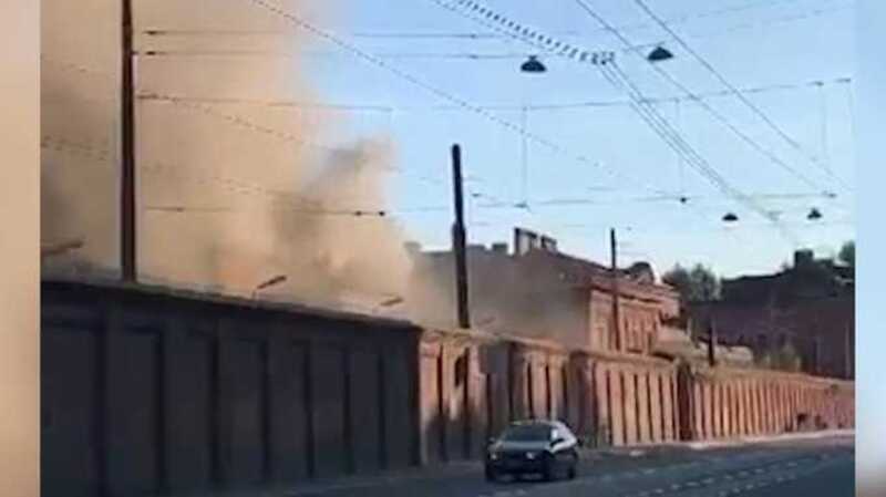 На территории бывшего СИЗО в российском городе произошел пожар