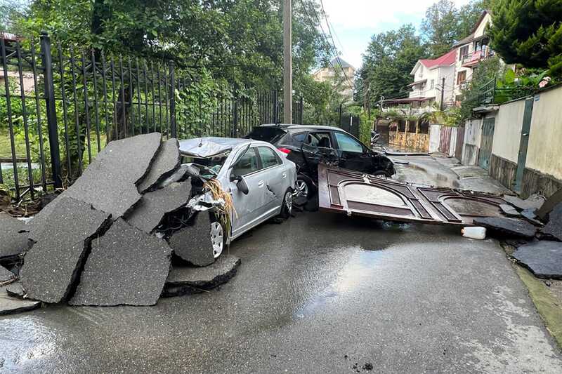 Очевидица описала последствия потопа в Сочи