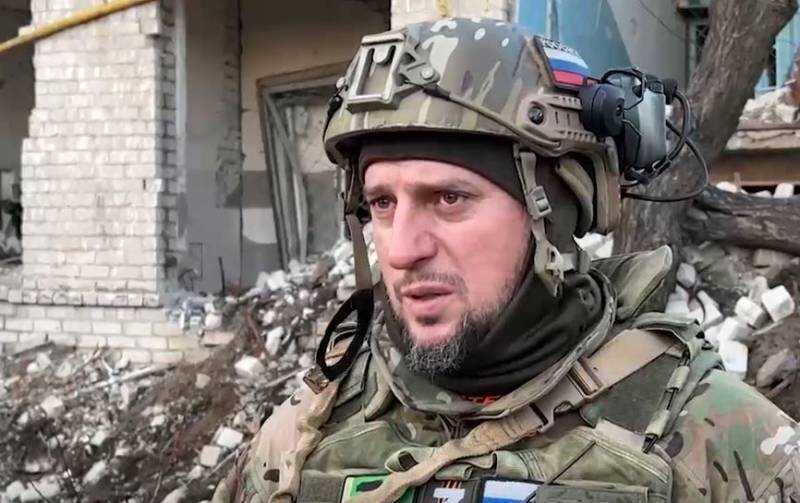 Командир «Ахмата» написал пост об операции по спасению Делимханова с 29 эмодзи