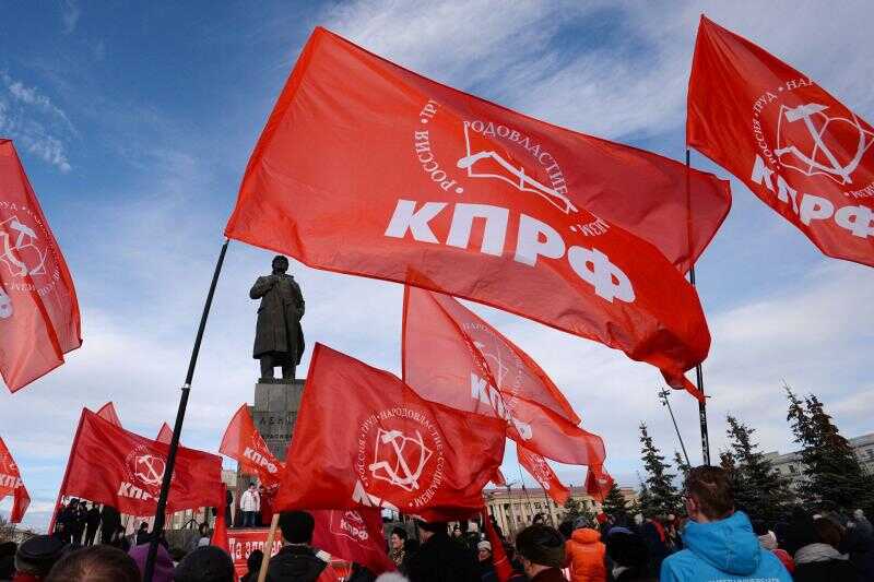 Самоуничтожение как путь к успеху: ангарские расклады КПРФ