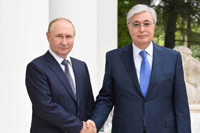 Россия обвинила Запад в попытке испортить отношения Москвы и Казахстана