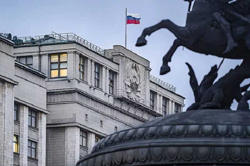 Депутаты Госдумы выступили за консолидацию сил и поддержали Путина