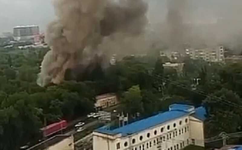 В Ростове-на-Дону крупный пожар в местном зоопарке