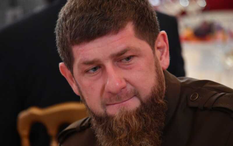 Сын Кадырова разместил тревожный пост на фоне слухов о тяжелом состоянии отца