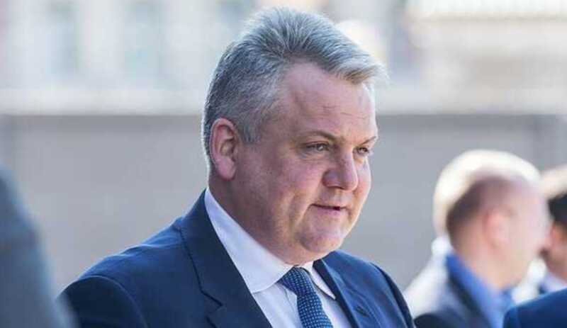 Полежаева "послали" к Галдуну: Савченко теряет кадры