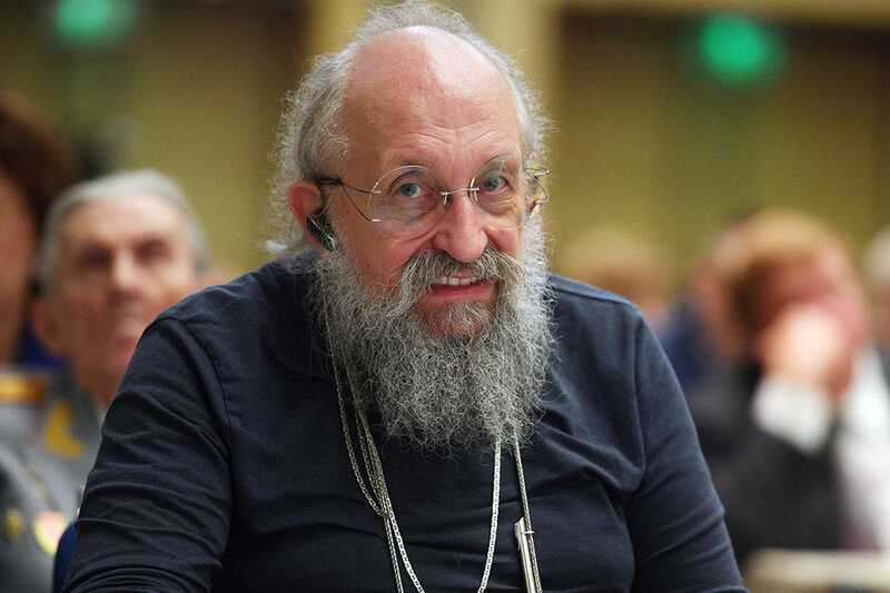 Анатолий Вассерман госпитализирован с осложнениями из-за сахарного диабета