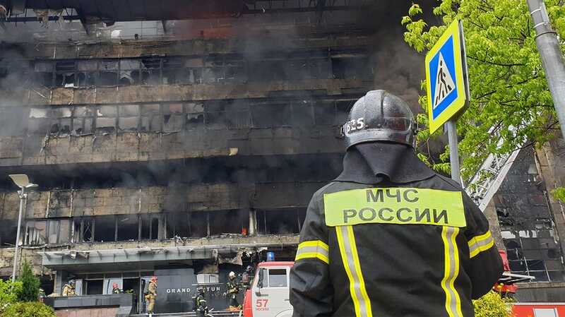 Пожар в бизнес центре в Москве