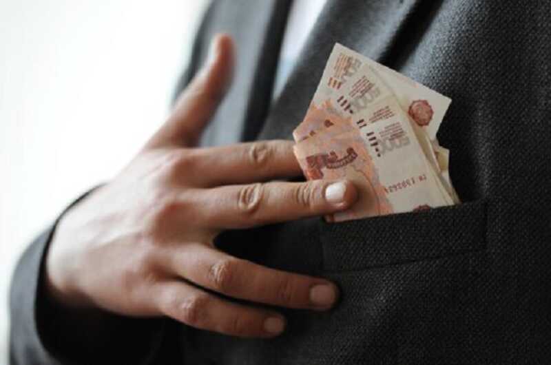 Высокопоставленным сотрудникам ФСБ РФ предъявлено обвинения в получение взяток на 23 млн долларов