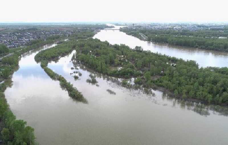 Вода в реке на юге России достигла опасных отметок