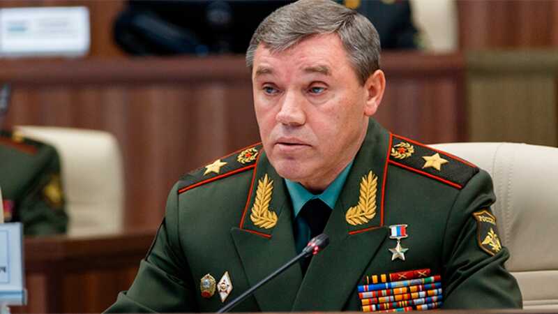 Герасимов на рабочем месте: начальник Генерального штаба ВС РФ провел совещание