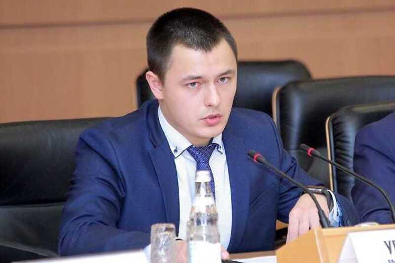 Директор департамента Счётной палаты РФ подал заявление в полицию на «Делимобиль»
