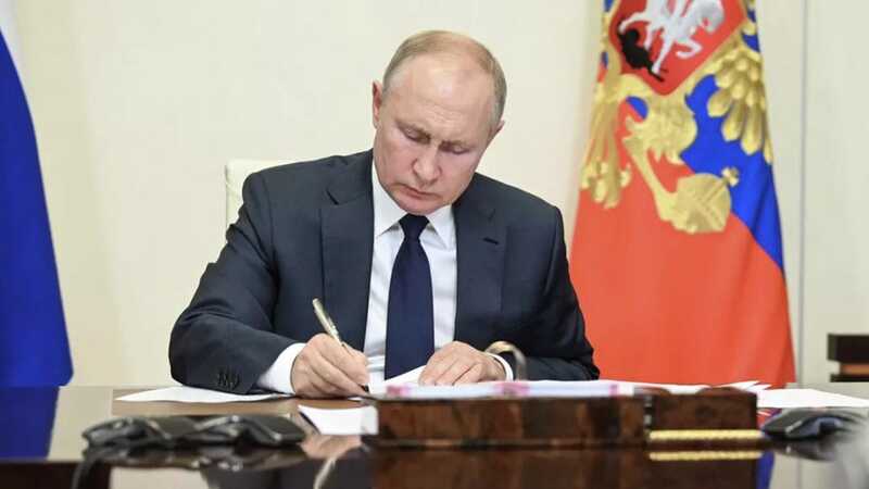 Путин наградил племянника Кадырова орденом «За заслуги перед Отечеством»