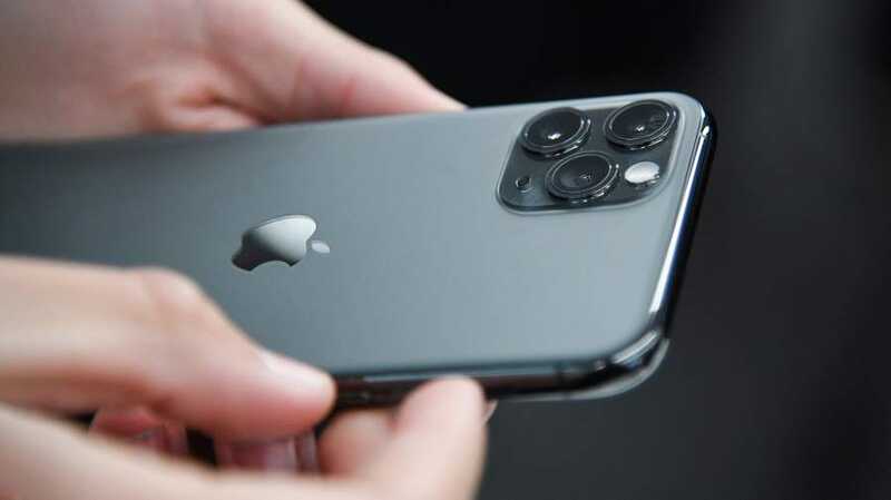 Российские госкорпорации вводят запрет на использование iPhone в служебных целях