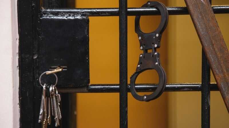 В Красноярске сын просит правоохранителей отпустить мать-пенсионерку, заказавшую его убийство из-за имущества