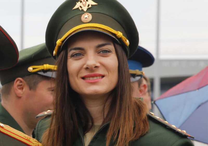 Двухкратная олимпийская чемпионка по прыжкам с шестом Елена Исинбаева находится на Тенерифе