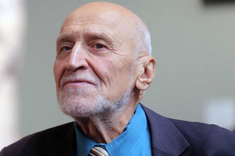 Телеведущий Николай Дроздов планово госпитализирован