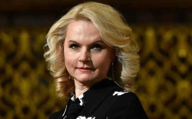 Таблетка в кредит: Голикова между "Арбидолом" и "Ингавирином"