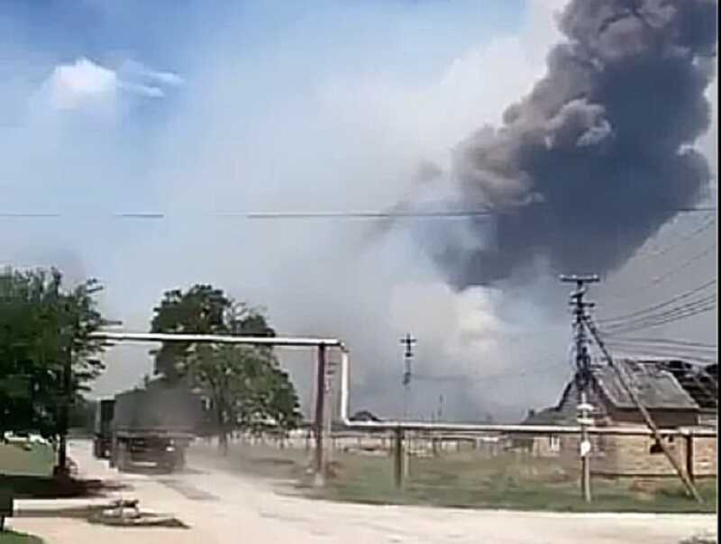 В Крыму в результате атаки беспилотника взрыв на складе боеприпасов