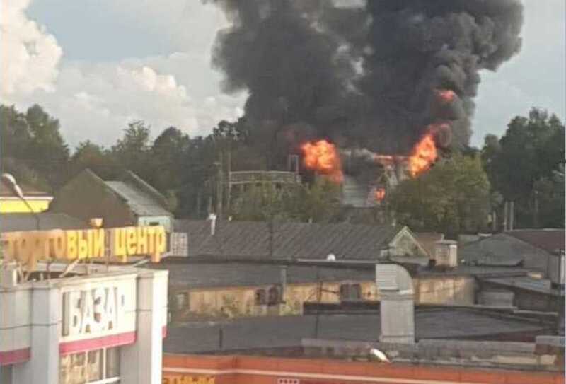 В Солнечногорске сгорел дом, в который, предположительно, попала молния