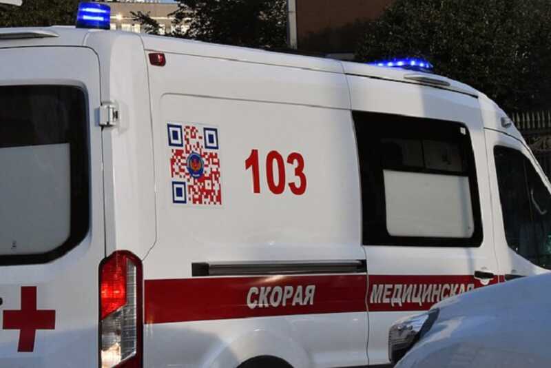 Восьмилетний ребенок порезал сверстника ножом на детской площадке в Москве