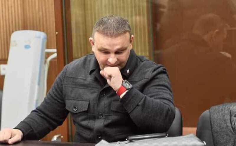 Вадим Лялин вышел из сделки через дыру в заборе