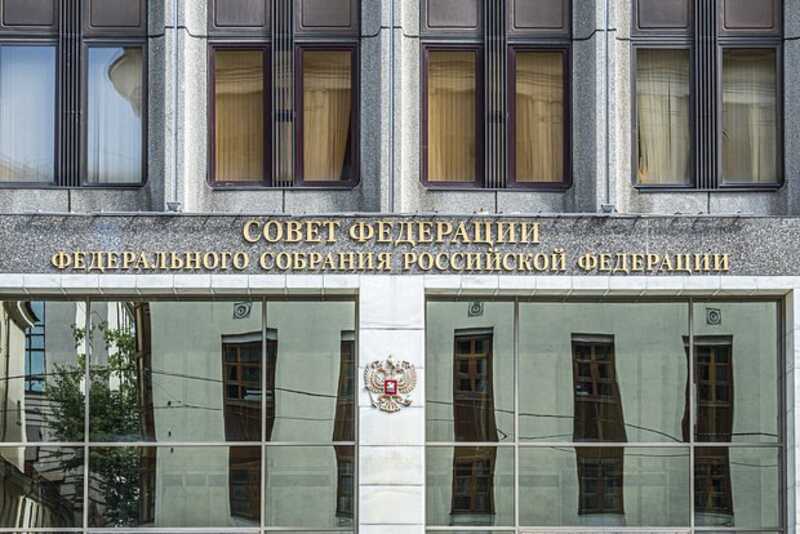 Совфед одобрил возвращение серебряных медалей в школы