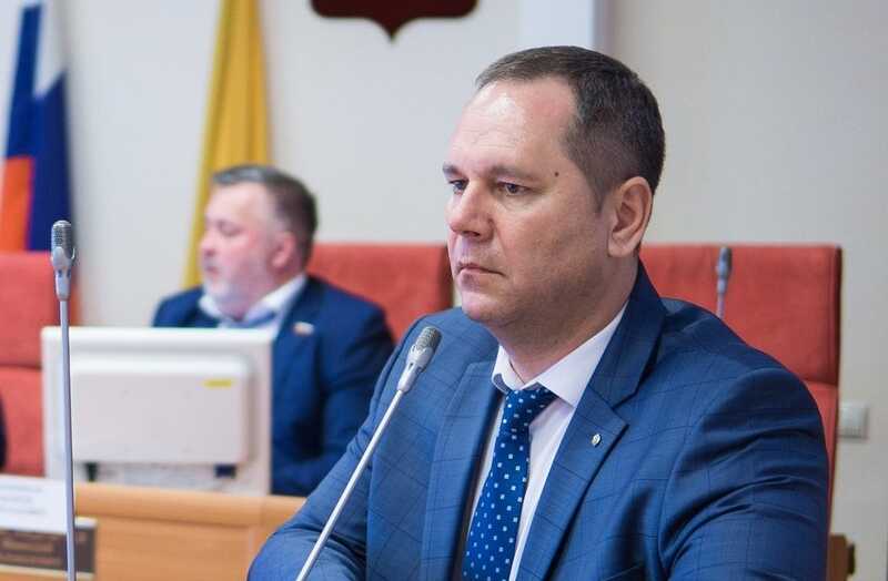 Лифт с Гайнутдиновым на этаже Николаева и Миронова