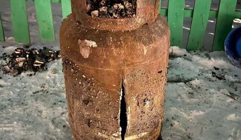 Два человека пострадали при взрыве газовых баллонов в Западном Дегунино в Москве