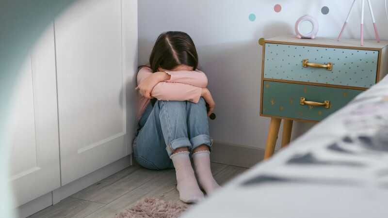 Россиянина обвинили в домогательстве к 11-летней падчерице