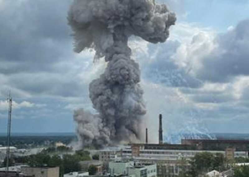 Мощный взрыв произошел на Загорском оптико-механическом заводе в Сергиевом Посаде