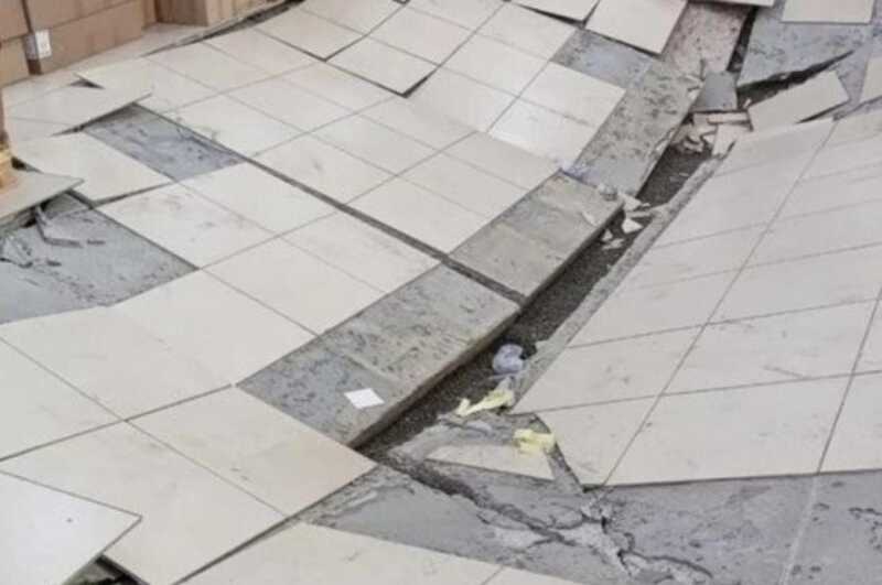 В магазине Иркутской области провалился пол