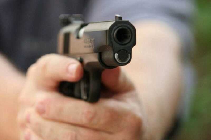 В Новосибирске местный житель расстрелял толпу мигрантов из травмата
