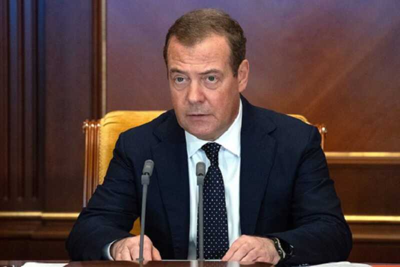 Медведев рассказал анекдот о вступлении Финляндии в НАТО