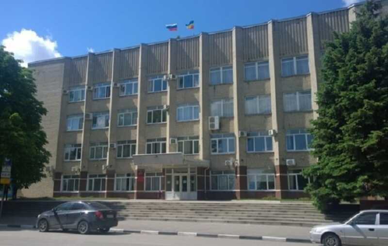 20-летний юноша попытался поджечь здание администрации Азовского района Ростовской области