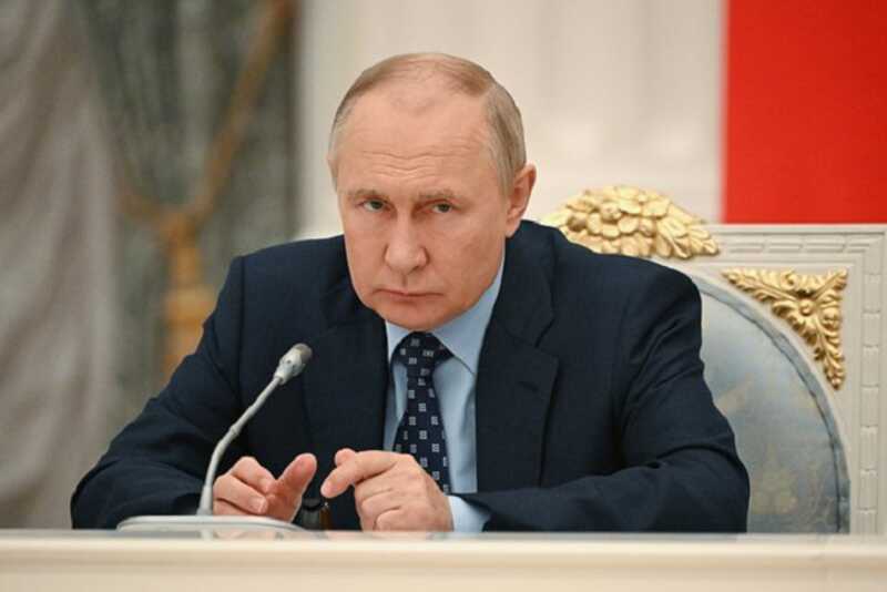 Путин назвал очень сложным путь развития России