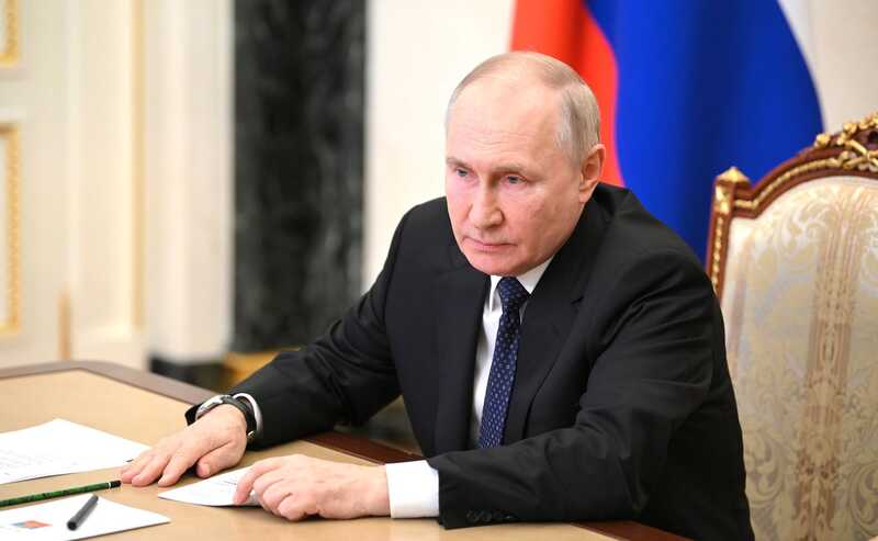 Путин провел совещание в штабе военных в Ростове-на-Дону